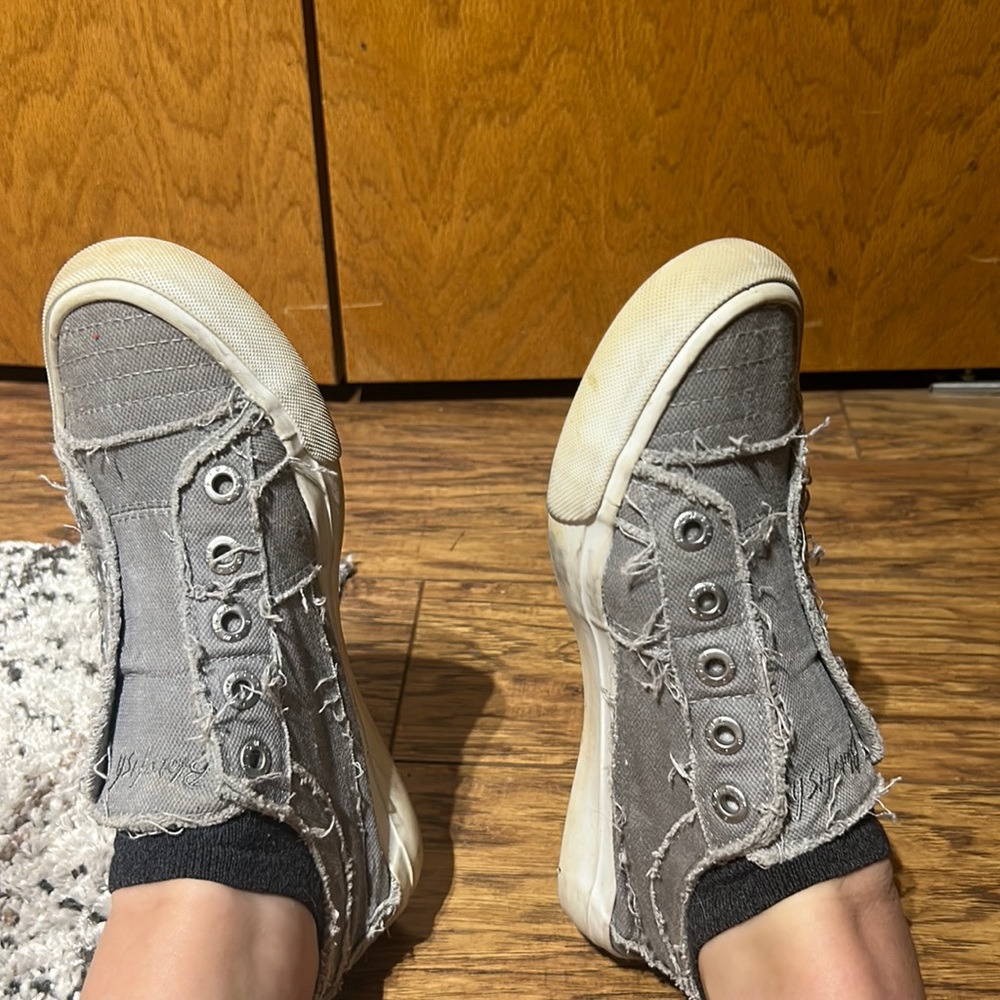 Woman’s shoes